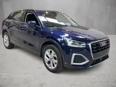 Usata Audi Q2 Ambiente 110 CV (80 kW) 2023 Blu metallizzato SUV