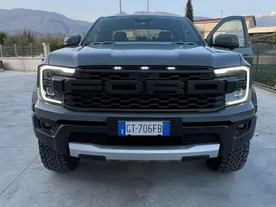 Usata Ford Ranger Raptor 292 CV (214 kW) 2024 Grigio Pick-up