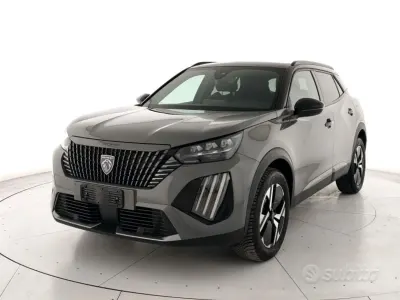 Usata Peugeot 2008 GT 131 CV (96 kW) 2024 Grigio SUV