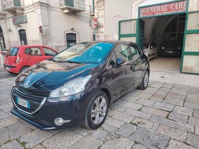 usata Peugeot 208 1.6 HDi 5 porte Allure