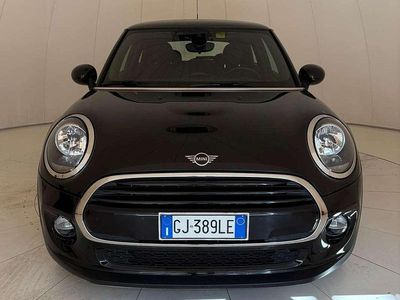 Usata Mini Cooper D 116 CV (85 kW) 2018 Nero Utilitaria