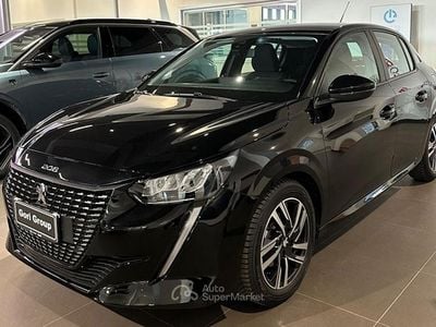 Usata Peugeot 208 76 CV (55 kW) 2023 Nero Utilitaria