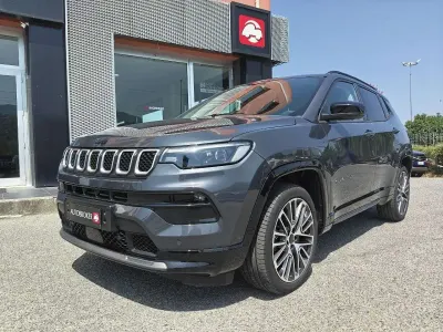 Usata Jeep Compass Summit 131 CV (96 kW) 2025 Other SUV