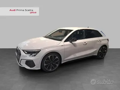 Usata Audi A3 S-Line 150 CV (110 kW) 2024 Bianco ghiacciaio metallizzato Berlina