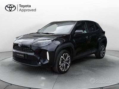 Usata Toyota Yaris Cross Lounge 116 CV (85 kW) 2022 Nero SUV