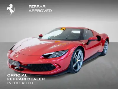 Usata Ferrari 296 829 CV (609 kW) 2023 Rosso Coupé