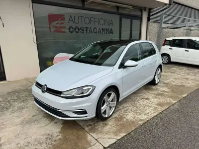 Second-hand VW Golf VII Sportline 150 CP (110 kW) 2017 Alb Berlinǎ