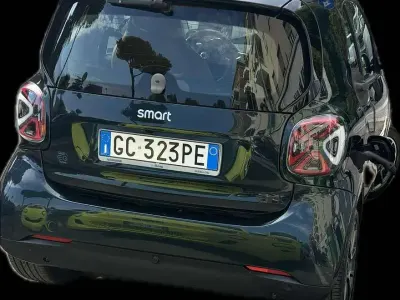 Usata Smart ForTwo Coupé Pulse 41 kW (56 CV) 2020 Verde Utilitaria