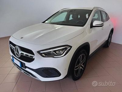 Usata Mercedes GLA200 Premium 149 CV (109 kW) 2023 Bianco SUV