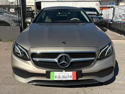 Usata Mercedes E350 258 CV (189 kW) 2017 Giallo Coupé