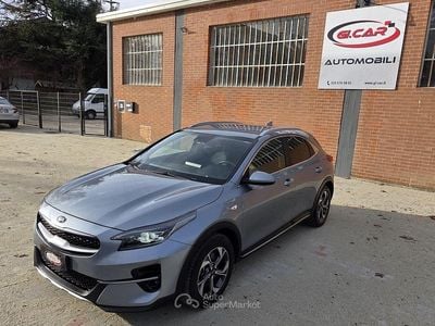 Usata Kia XCeed Urban 111 CV (81 kW) 2021 Argento SUV