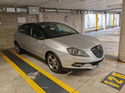 Usata Lancia Delta 2008 Grigio Utilitaria