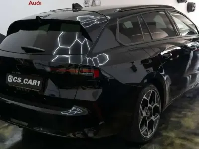 Usata Opel Astra Ultimate 131 CV (96 kW) 2024 Nero Utilitaria