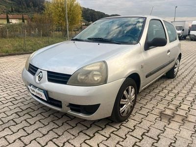 Renault Clio II