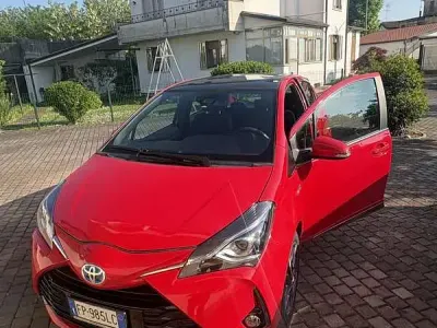 Second-hand Toyota Yaris Hybrid Active 75 CP (55 kW) 2018 Berlinǎ
