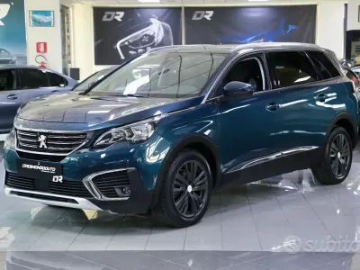 Gebraucht Peugeot 5008 Allure 120 PS (88 kW) 2017 Blau SUV