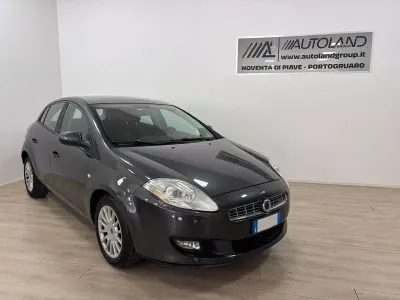 Usata Fiat Bravo 120 CV (88 kW) 2009 Grigio Utilitaria