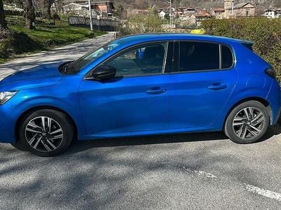Usata Peugeot 208 Allure 101 CV (74 kW) 2020 Blu Utilitaria