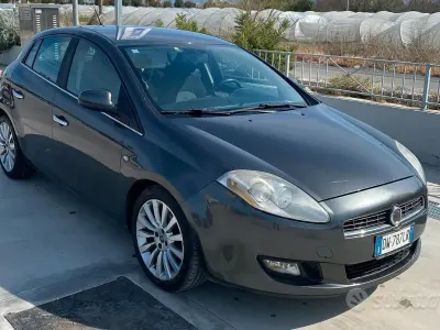 Usata Fiat Bravo 120 CV (88 kW) 2009 Grigio Utilitaria