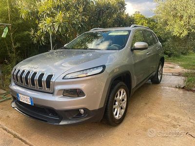 Usata Jeep Cherokee 185 CV (136 kW) 2016 Grigio SUV