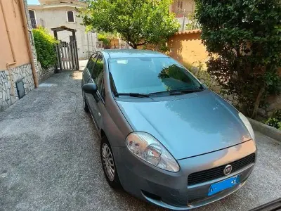 Usata Fiat Punto 65 CV (47 kW) 2013 Utilitaria