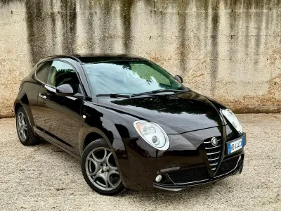 Usata Alfa Romeo MiTo 69 CV (50 kW) 2011 Nero Utilitaria