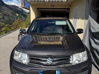 Usata Suzuki Vitara 129 CV (94 kW) 2013 Grigio SUV