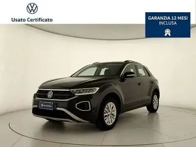 Usata VW T-Roc Life 116 CV (85 kW) 2025 Nero SUV