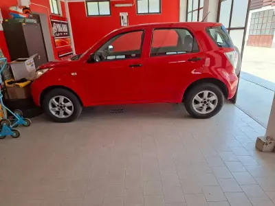 Usata Daihatsu Terios 86 CV (63 kW) 2010 Rosso SUV