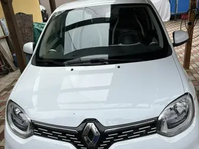 Usata Renault Twingo Vibes 30 kW (42 CV) 2021 Bianco Utilitaria