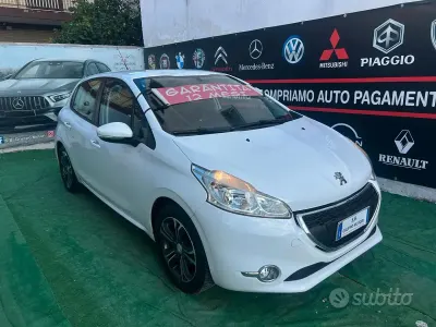 Usata Peugeot 208 Allure 82 CV (60 kW) 2017 Bianco Utilitaria