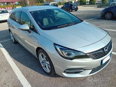 usata Opel Astra AstraSports Tourer 1.5 cdti Business Elegance s