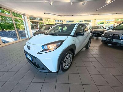 Usata Toyota Aygo X Active 72 CV (52 kW) 2025 Bianco SUV