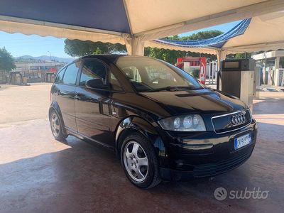 Usata Audi A2 Ambiente 90 CV (66 kW) 2003 Nero Utilitaria