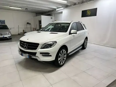 Käytetty Mercedes ML250 Premium 204 HP (150 kW) 2015 Valkoinen Katumaasturi