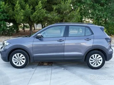 Usata VW T-Cross Style 95 CV (69 kW) 2022 Grigio SUV