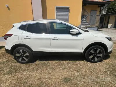 Usata Nissan Qashqai 116 CV (85 kW) 2017 Bianco SUV