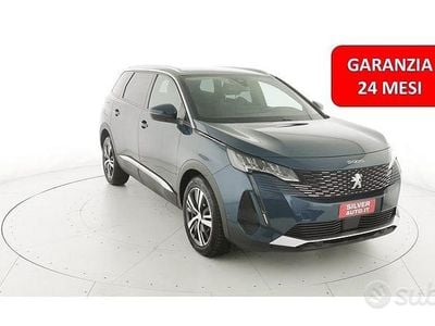 Usata Peugeot 5008 Allure 131 CV (96 kW) 2021 Blu metallizzato SUV