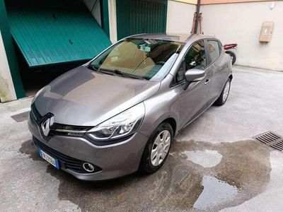 Usata Renault Clio IV 73 CV (53 kW) 2012 Grigio Berlina
