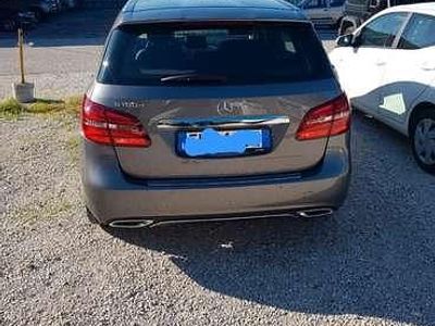Usata Mercedes B180 109 CV (80 kW) 2017 Monovolume