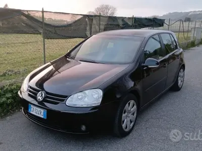 Usata VW Golf IV 140 CV (102 kW) 2005 Nero Berlina