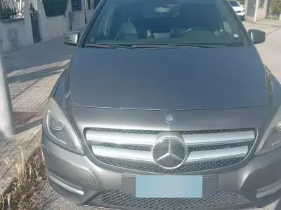 Usata Mercedes B200 136 CV (100 kW) 2012 Utilitaria