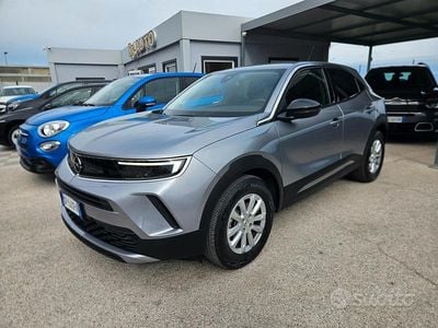 Usata Opel Mokka-e Edition 56 kW (77 CV) 2023 Grigio SUV