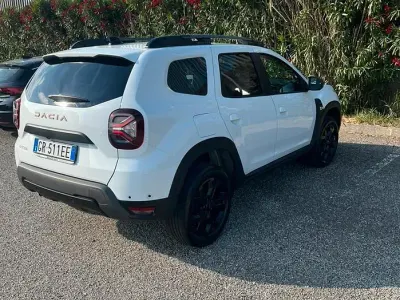 Usata Dacia Duster 101 CV (74 kW) 2023 Bianco SUV
