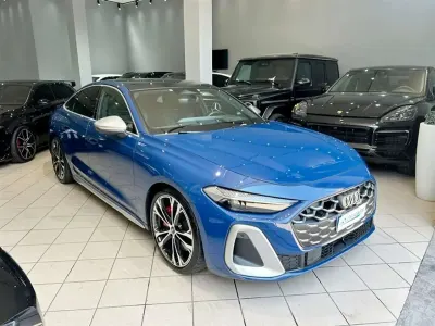 Usata Audi S5 Ambiente 367 CV (269 kW) 2025 Blu/azzurro Berlina