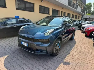Usata Lynk & Co 01 179 CV (131 kW) 2022 Blu SUV