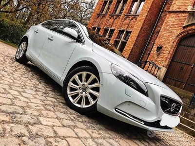 Gebraucht Volvo V40 115 PS (84 kW) 2012 Limousine