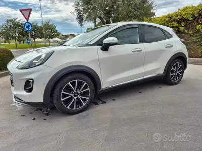 Usata Ford Puma Titanium 125 CV (91 kW) 2020 Bianco SUV