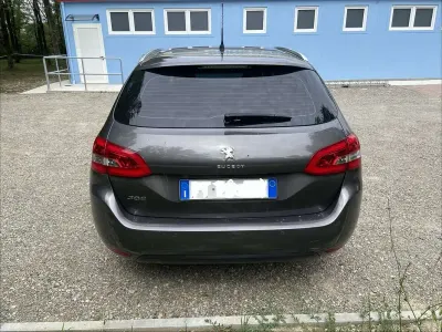 Usata Peugeot 308 SW GT 131 CV (96 kW) 2019 Station wagon