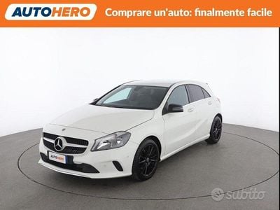 Usata Mercedes A180 Style 122 CV (89 kW) 2017 Bianco Berlina